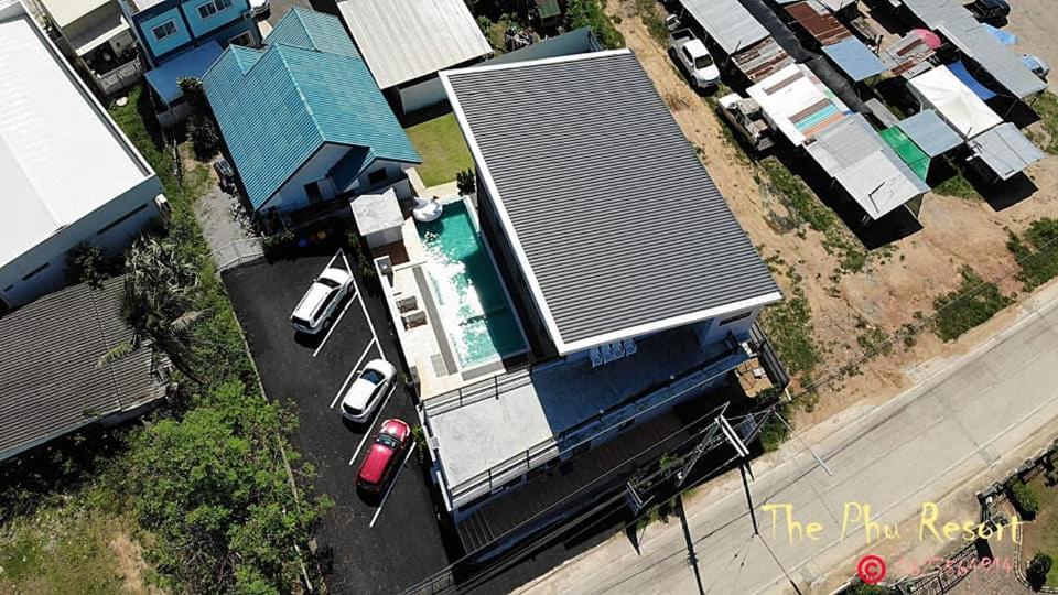The Phu Resort プランブリー エクステリア 写真