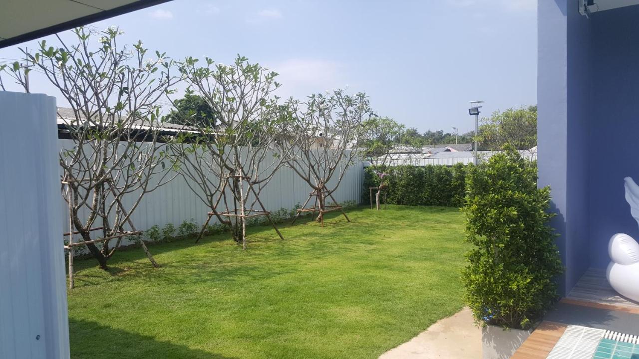 The Phu Resort プランブリー エクステリア 写真